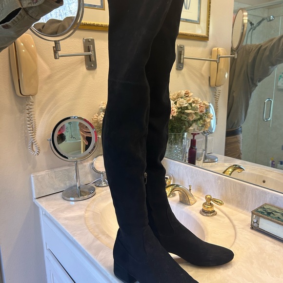 Thigh High Boots, Black Suede by Dolce Vita, Short Heel, 27.5” tall, Sz 8.5 - Picture 9 of 15